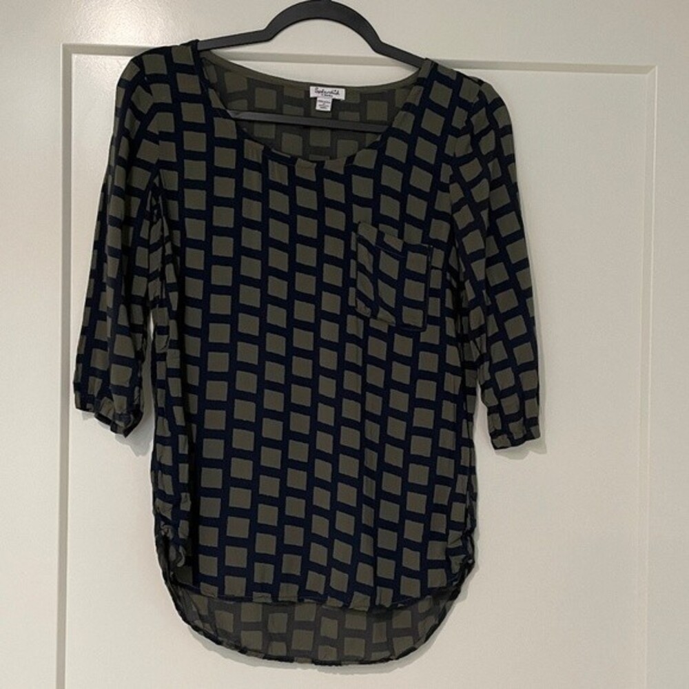 Splendid Navy and Green 3/4 sleeve blouse